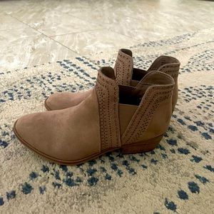 Mia taupe ankle booties